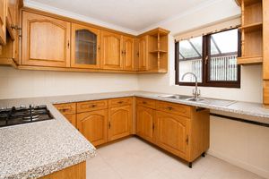 Kitchen- click for photo gallery